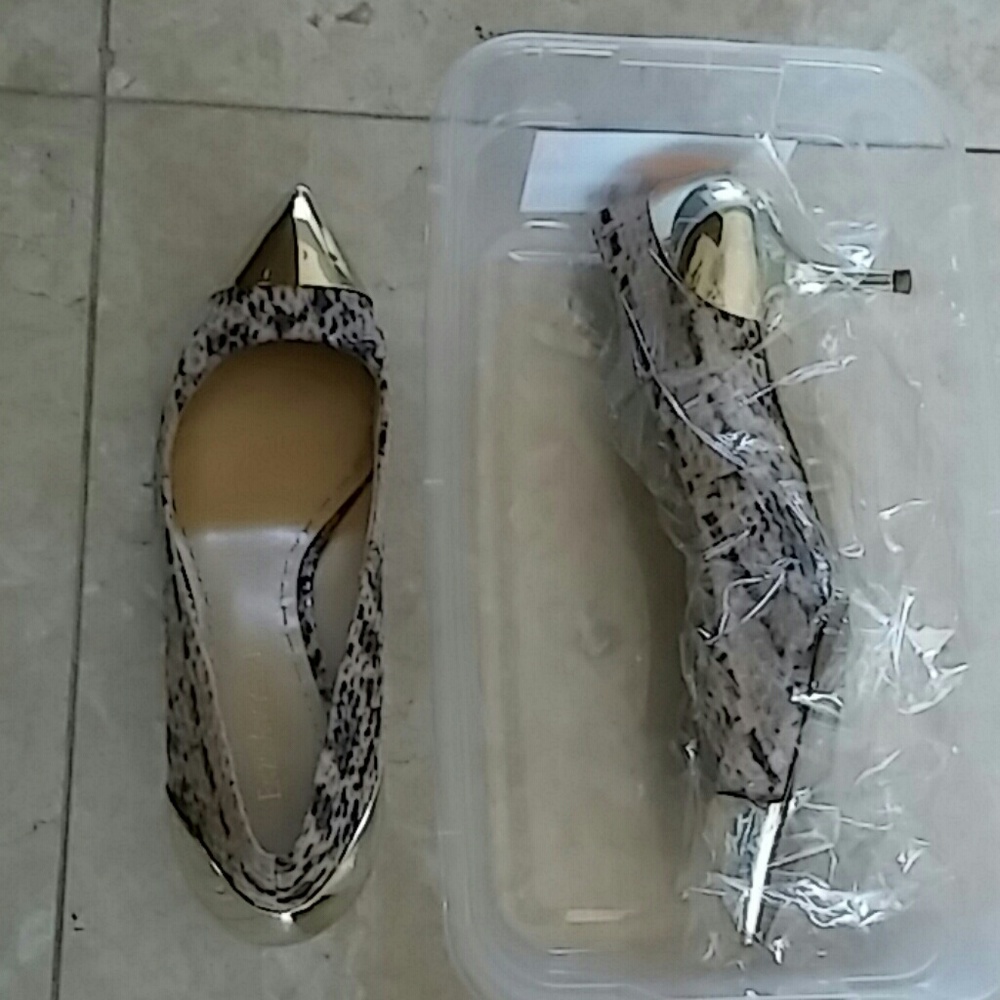 Women shoes
